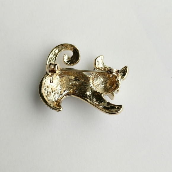 Crystal cat brooch pin in gold tone 🆕 - Picture 2 of 4